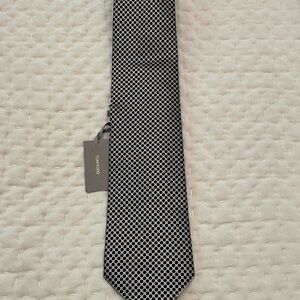 Tom Ford Black and White Geometric Tie